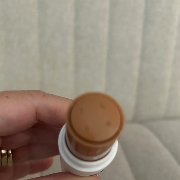 Ilia skin Rewind complexion stick - Picture 2 of 7
